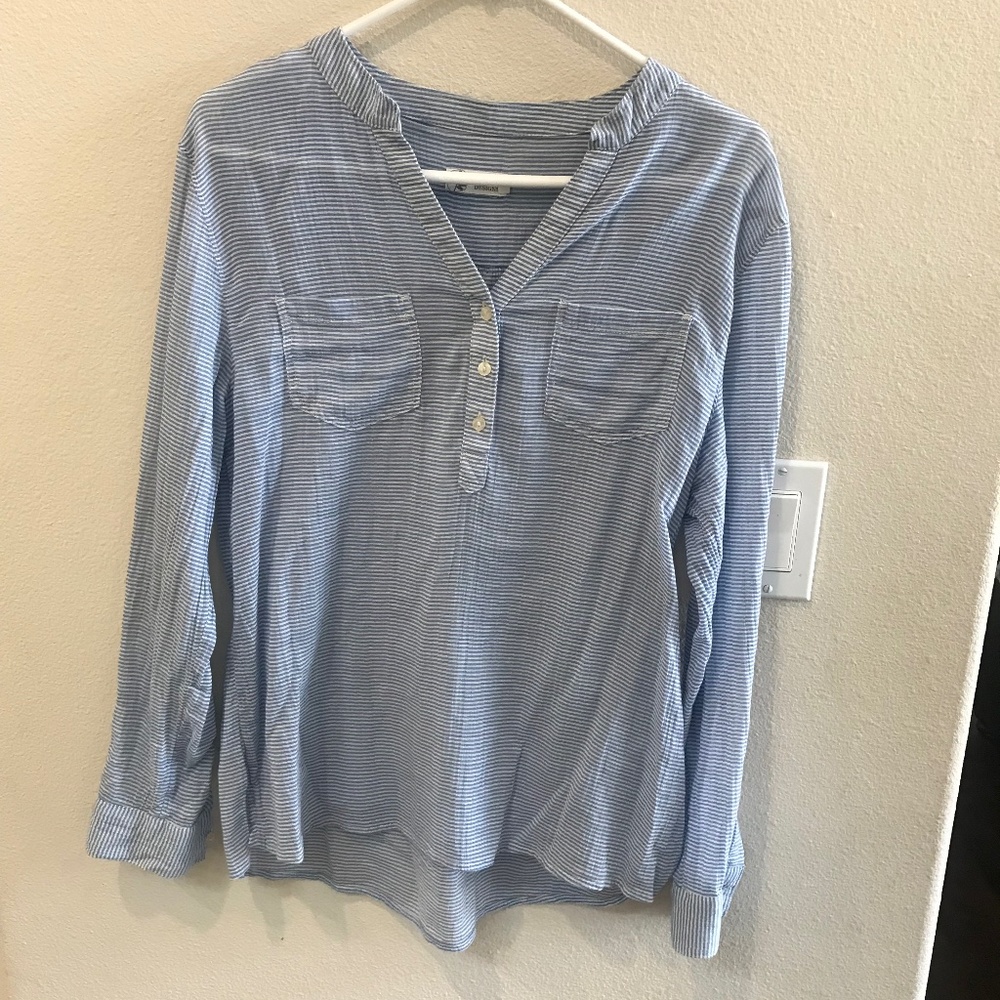 Carve designs Dylan gauze 1/4 button shirt, size small